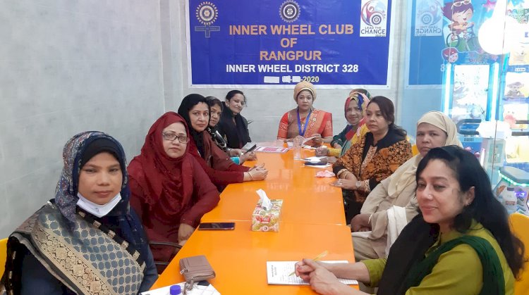 নারী মুক্তিযোদ্ধাকে আন্তর্জাতিক সেবা সংগঠন ইনার হুইল ক্লাব অব রংপুরের সংবর্ধনা