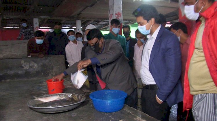 রংপুর সিটি বাজারে জেলা প্রশাসনের মোবাইল কোর্ট
