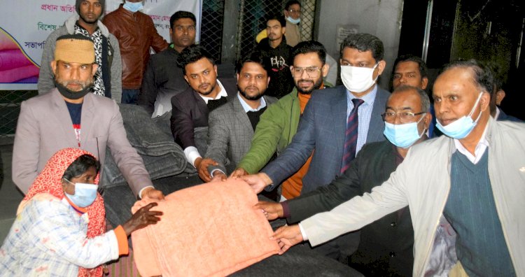 রংপুর রয়্যালস রিসোর্ট এন্ড রিক্রিয়েশনাল পার্ক এর উদ্যোগে শীতবস্ত্র বিতরণ