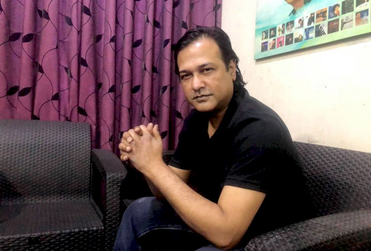 এদেশের শিল্পীরা হয়েছে তৈল মর্দনকারীদের আইকনিক মডেল: আসিফ