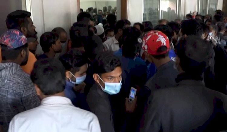 জাতীয় পতাকা অবমাননা মামলায় বেরোবির ১৯ শিক্ষক-কর্মকর্তার জামিন