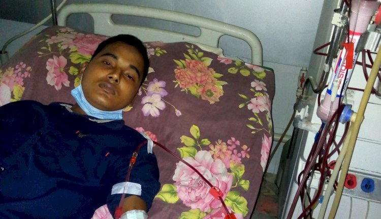 দুটি কিডনি হারিয়ে নির্বাক মেধাবী ছাত্র কোরবান আলী