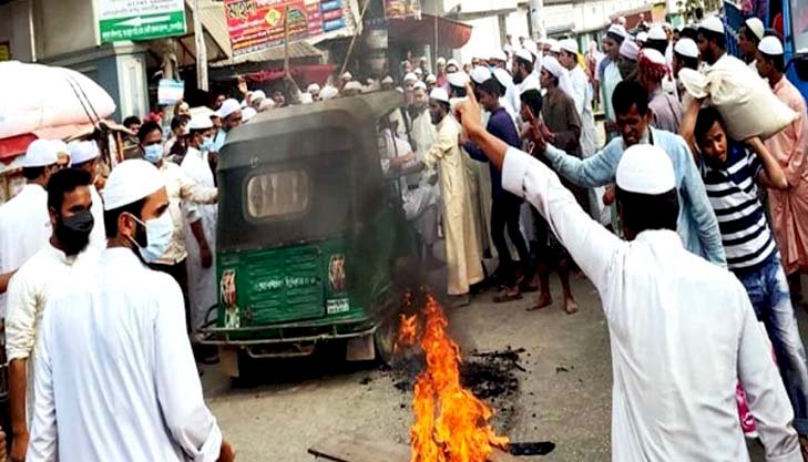 ব্রাহ্মণবাড়িয়ায় হেফাজতের তাণ্ডব: গ্রেফতার আরও ৩০