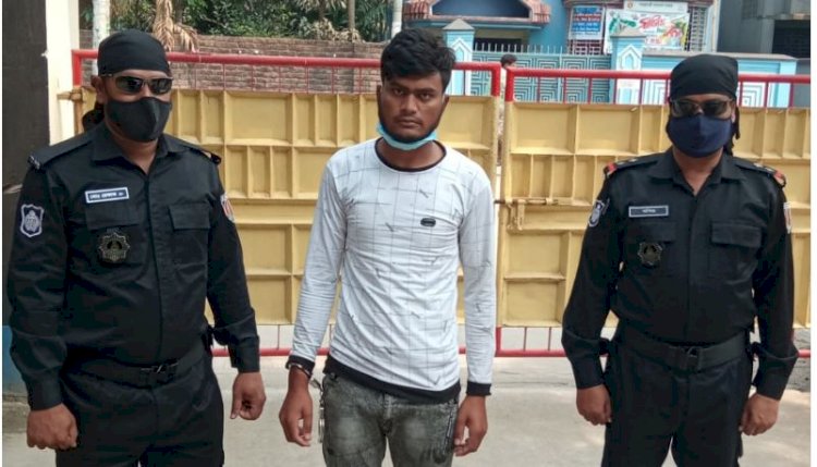 রংপুর র্যাবের অভিযানে চাঞ্চল্যকর ধর্ষণ মামলার পলাতক আসামী গ্রেফতার