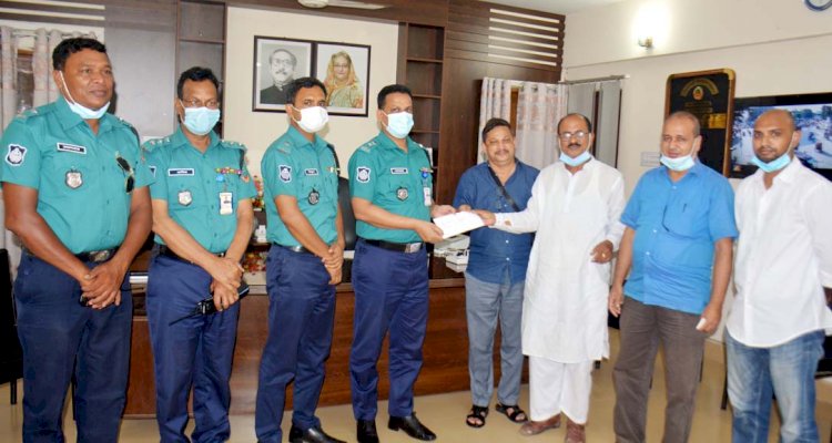 আরপিএমপি ট্রাফিক বিভাগকে মটর মালিক সমিতির অভিনন্দন পত্র প্রদান