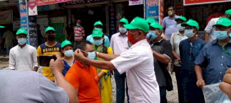 জনতার রংপুরের মাস্ক বিতরণ