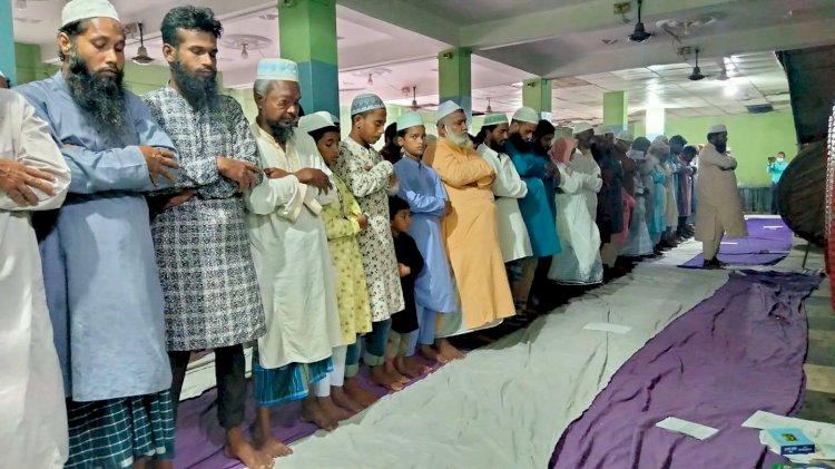 সৌদির সাথে দিনাজপুরের কয়েকটি স্থানে ঈদুল আজহার নামাজ আদায়