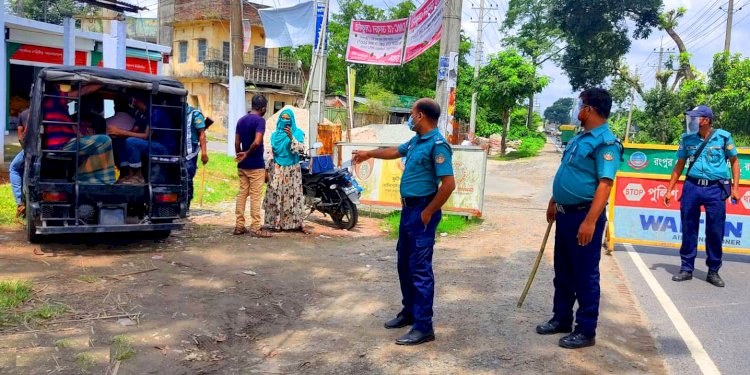 রংপুরে সরাকরি বিধি ভঙ্গ করায় একদিনে প্রায় সাড়ে ৩ লাখ টাকা জরিমানা