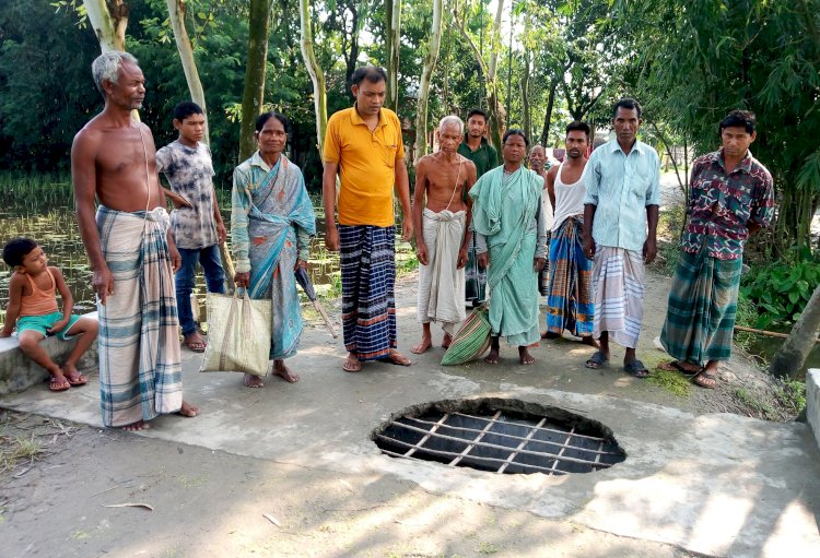 গঙ্গাচড়ায় কালভার্ট সংস্কারের দাবিতে মানববন্ধন