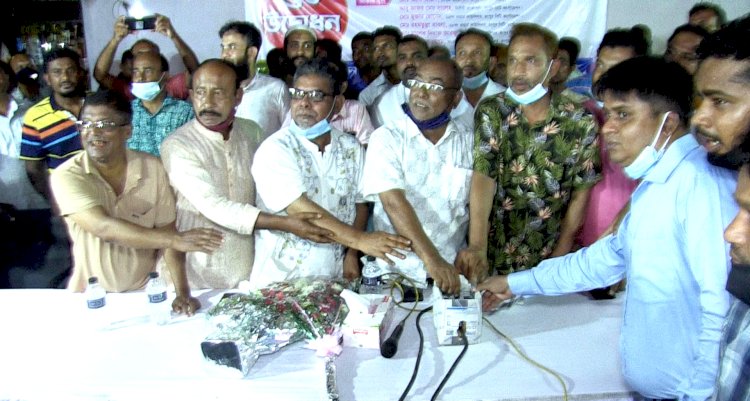 রংপুর নগরীতে এলইডি সড়ক বাতি প্রজ্জ্বলনের উদ্বোধন