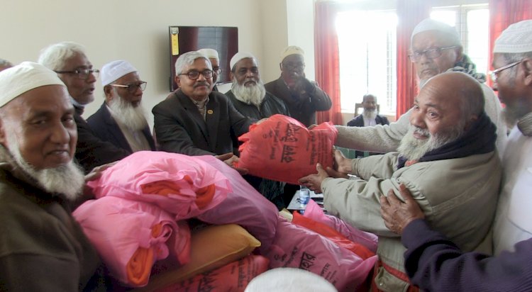 রংপুরে বীর মুক্তিযোদ্ধাদের মতবিনিময় ও শীতবস্ত্র উপহার