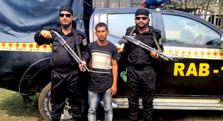 দিনাজপুর র্যাবের অভিযানে জোড়া খুনের প্রধান আসামি আটক