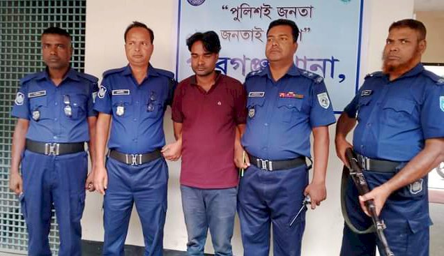 প্রতারণার মামলায় রংপুরে সরকারি দপ্তরের অফিস সহায়ক গ্রেপ্তার