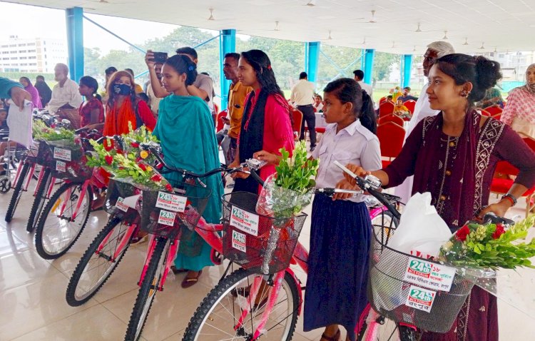 রংপুরে সুবিধা বঞ্চিতদের পাশে ২৪ তম বিসিএস ফোরাম